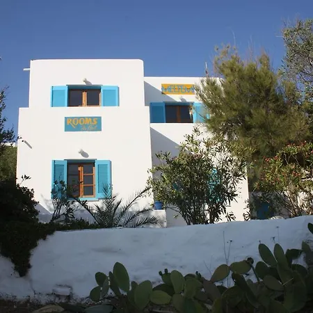 Meltemi Studios And Apartments Logaras Exterior photo