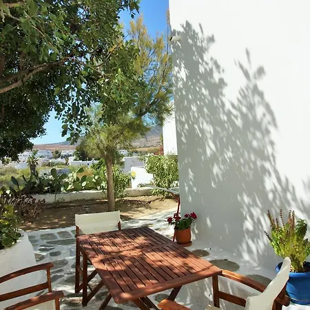 Meltemi Studios And Apartments Logaras Exterior photo