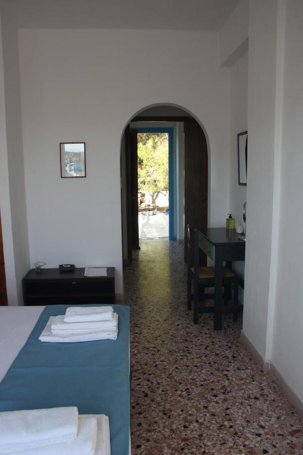Apartment Meltemi And Logaras