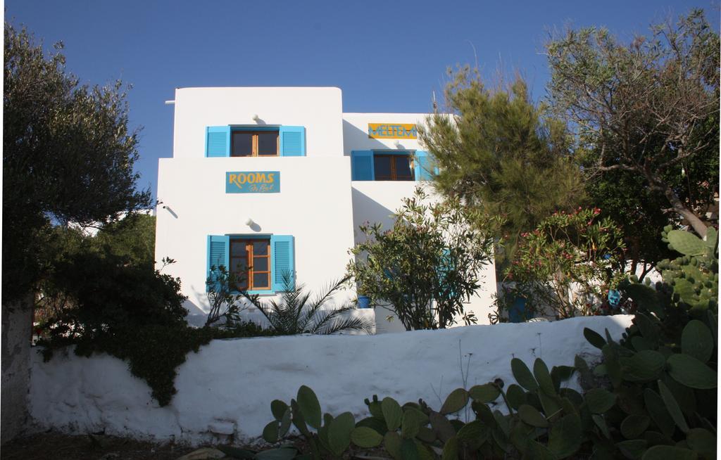 Meltemi And Apartment